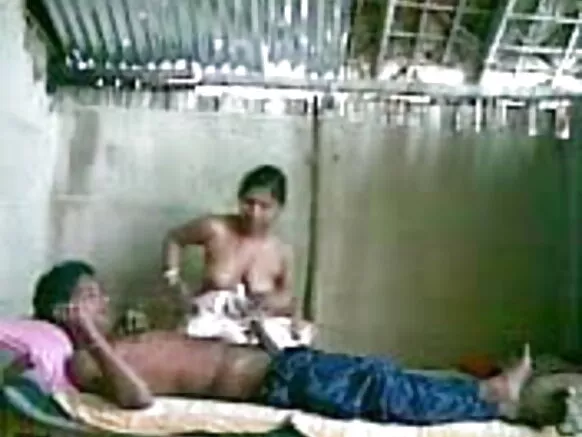 ಮನೆಯಲ್ಲಿ ತಯಾರಿಸಿದ ಭಾರತೀಯ ಆಸ್ಫಕ್ ಚಲನಚಿತ್ರ ಹುಡುಗಿ