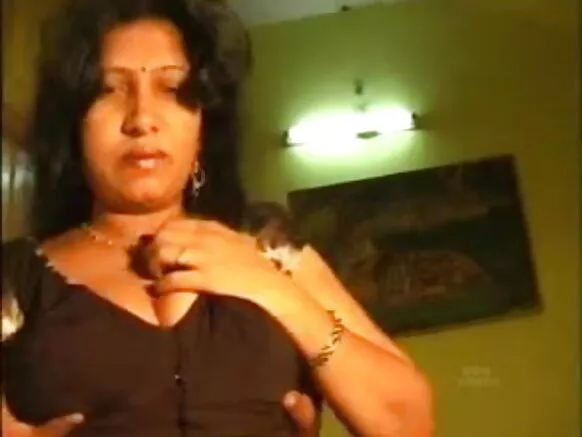 ಹಿಂದಿ 003 ರಲ್ಲಿ ಮಲ್ಲು ಆಂಟಿ ಲವ್ ಆಂಟಿ ಫುಲ್ ಸೆಕ್ಸಿ ಹಗರಣ