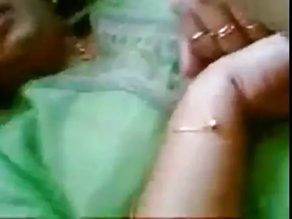 ತಮಿಳು ತಮಿಳು ಹಿಂದೂಸ್ತಾನಿ ಮಾದಕ ಚಲನಚಿತ್ರ ಪತ್ನಿ