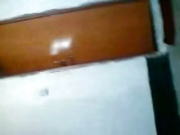ದೇಸಿ ಇಂಡಿಯಾ ಯೂನಿವರ್ಸಿಟಿ ಹಿಂದಿ ಬಫ್