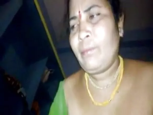 ನಾನು ದೇಸಿ ಆಂಟಿ ಮಟುರಾ ನೀಲಿ ಮಾದಕ ಫೋಟೋ