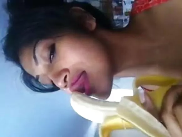 i desi sexy photo show video girl ದೇಸಿ ಬಾಳೆಹಣ್ಣಿನೊಂದಿಗೆ ಕೋಳಿ ಹೀರುವುದು ಹೇಗೆ ಎಂದು ತೋರಿಸುತ್ತಿದೆ